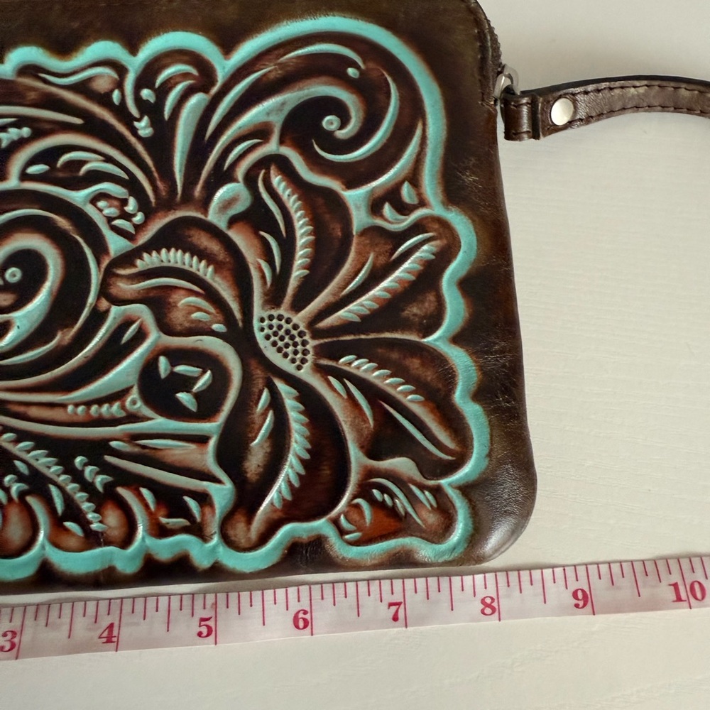 PATRICIA NASH Cassini Wristet Make Up Bag NEW Embossed Turquoise Leather - Picture 5 of 9